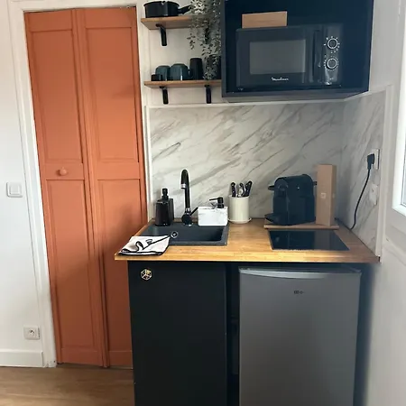Cosy Near Paris-ladefense